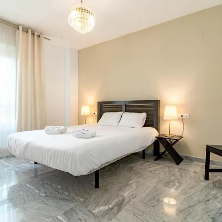 Lovely And Spacious 3-bedroom Apartment, 150m Walk To The